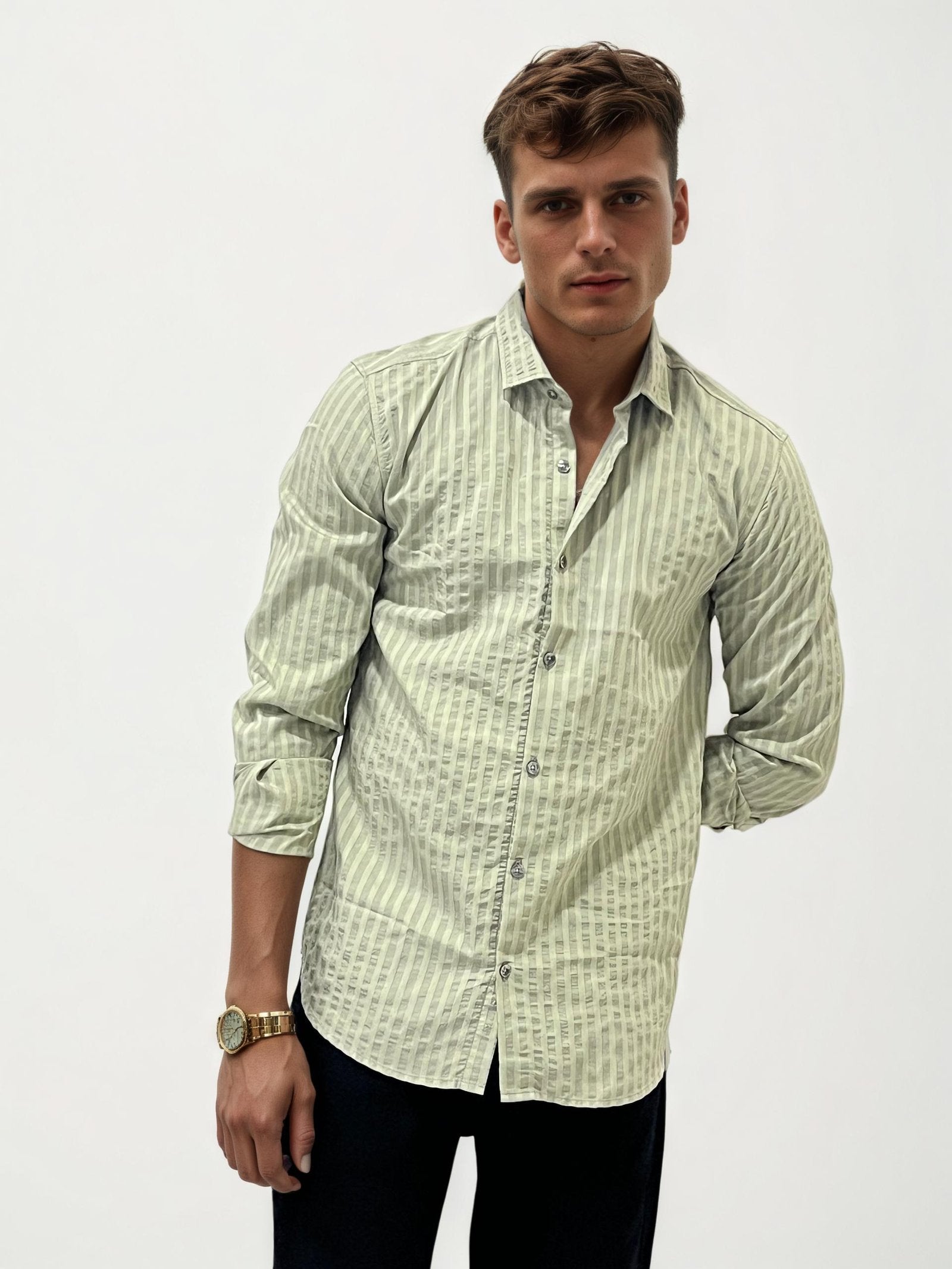 Self textured slim fit shirt