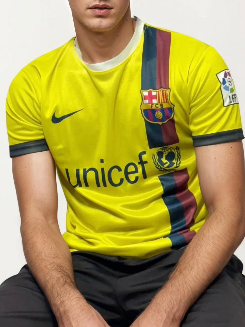 Messi V Round Collar Jersey