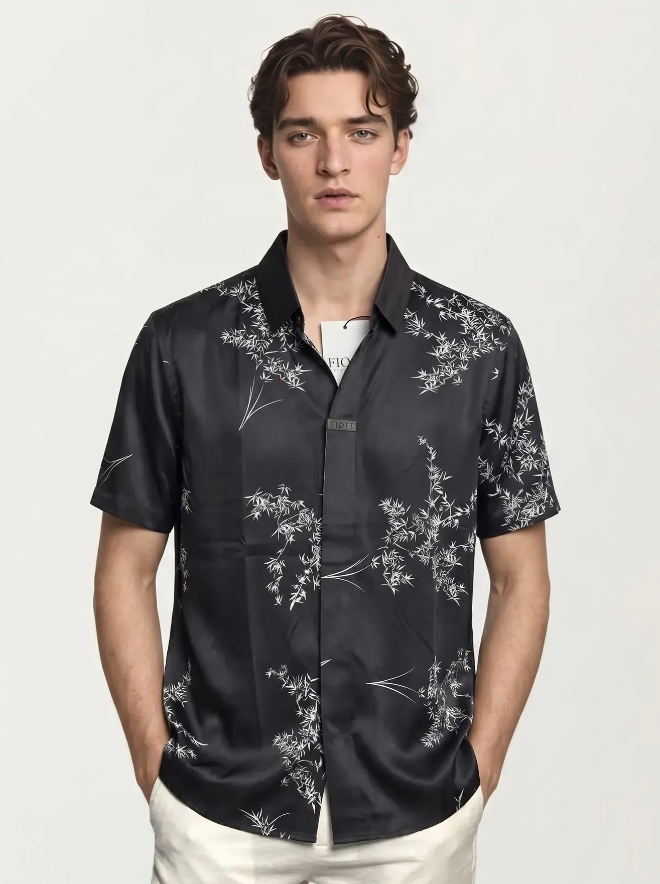 Black Stitchless imported Half-Hand Shirt