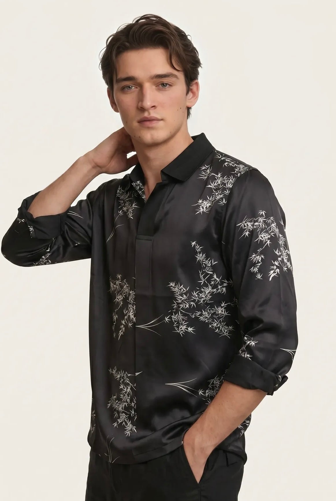 Black Stitchless imported Half-Hand Shirt