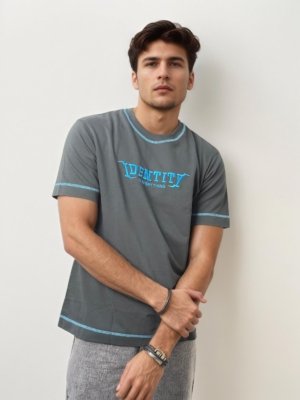 Printed Half-Hand Drop Shoulder T-Shirt