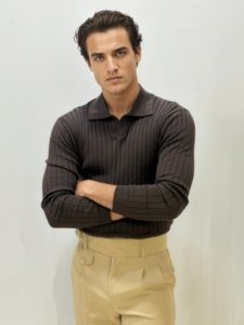 Brown Old-Money Zipper Fullhand T-Shirt